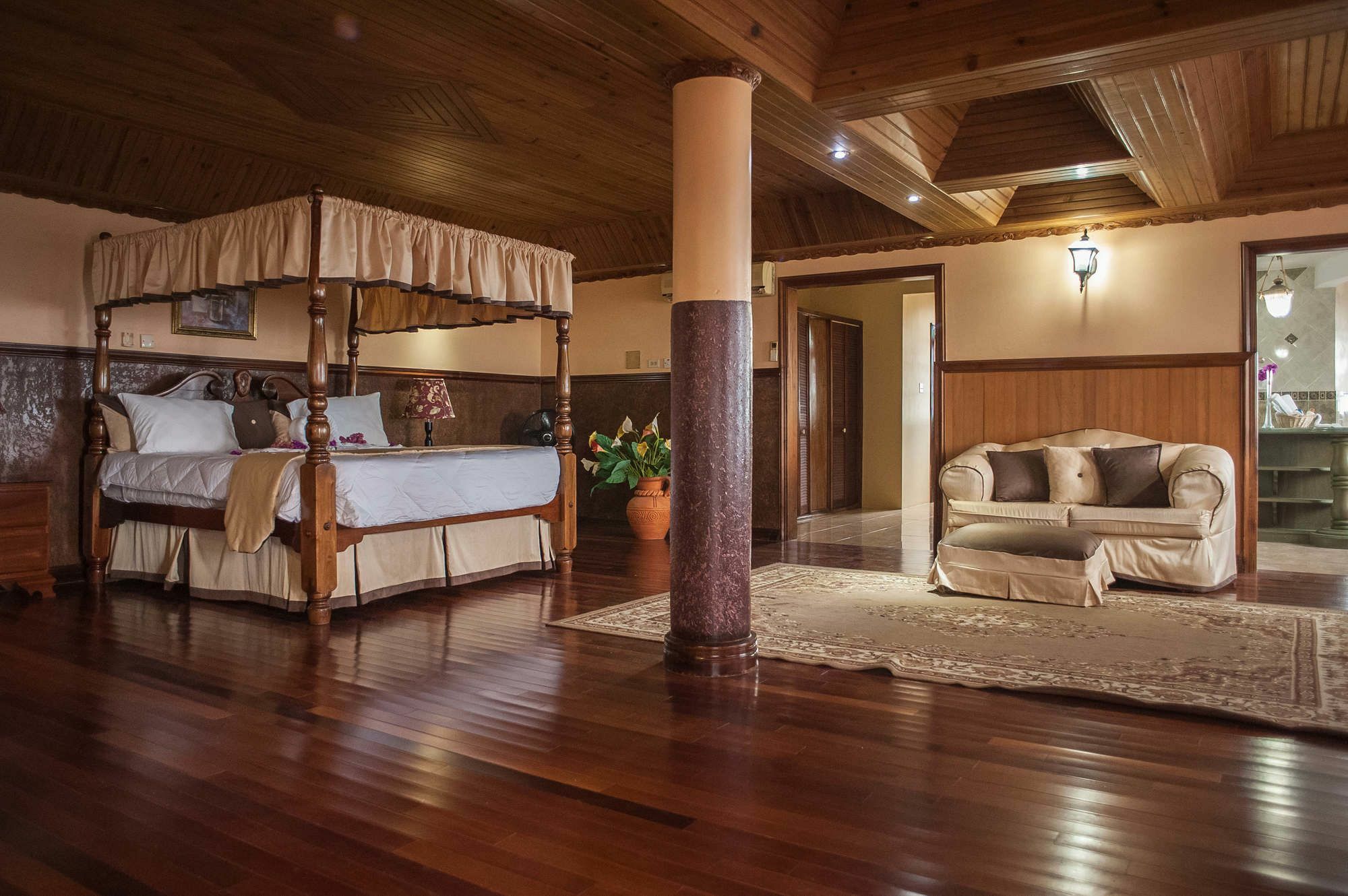 Clarridge Hall Guesthouse มอนเทโกเบย์ ภายนอก รูปภาพ